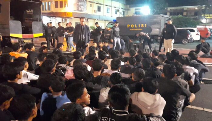 Polrestabes Medan Amankan Puluhan Remaja Dan Sepeda Motor dari Jl. Karya Ujung