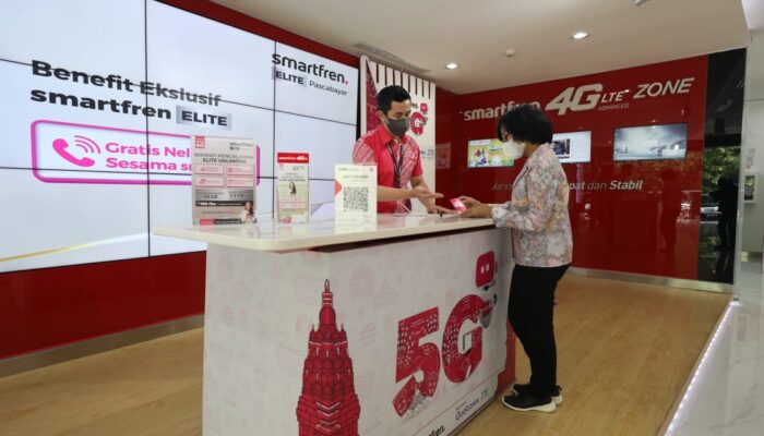 Tidak Harus ke Galeri, Aktivasi eSIM Smartfren Bisa Di Mana Pun