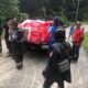 Dinas Sosial Bener Meriah Salurkan Bantuan Sembako Korban Bencana