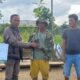 KTH Lam Miduk Terima Bantuan Bibit Alpukat Dari TPL