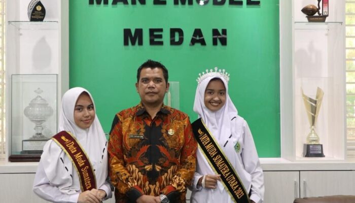 Dua Siswi MAN 2 Model Medan Raih Prestasi Duta Muda Sumatera Utara 2023