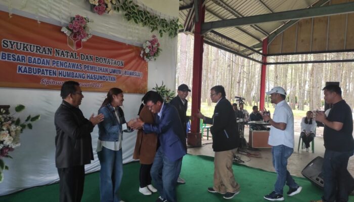 Bawaslu Humbahas Syukuran Bonataon Di Sipinsur