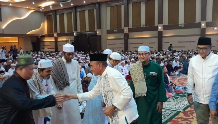 5201 Jamaah Hadiri Gebyar Sholawat Sumatera Utara