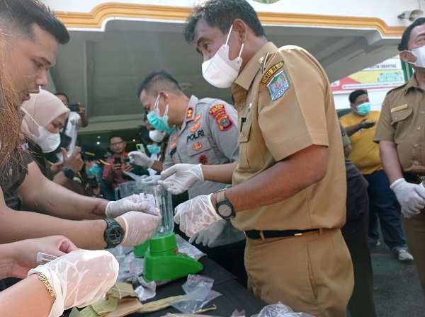 Kejari Binjai Musnahkan 24,23 Gram Sabu Kejari Binjai Musnahkan 24,23 Gram Sabu