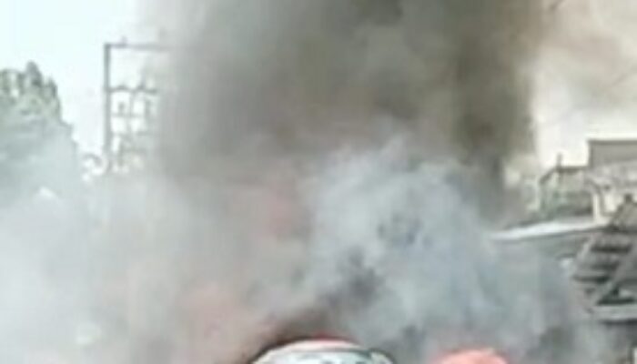 Innova Hangus Terbakar Di Nagan