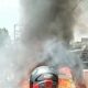 Satu unit Toyota Kijang Innova milik Pang Janggeut hangus terbakar, Senin (30/1).(Waspada/Muji Burrahma)