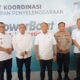 Menpora RI Zainuddin Amali, Gubernur Sumatera Utara Edy Rahmayadi, Kapolda Sumut Irjen Pol Panca Putra Simanjuntak, Bupati Toba Poltak Sitorus, Bupati Humbahas Dosmar Banjarnahor saat menggelar doorstop di Hotel Labersa, Kamis (12/1). Waspada/Ramsiana Gultom