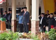 Pj. Wali Kota Serahkan Satyalencana Kepada ASN Kemenag Sabang