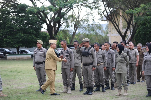 PJ Walkot Lhokseumawe Minta PNS Tunjukkan Fighting Spirit PJ Walkot Lhokseumawe Minta PNS Tunjukkan Fighting Spirit