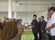 17 Sekretaris PPK Se-Palas Terima SK