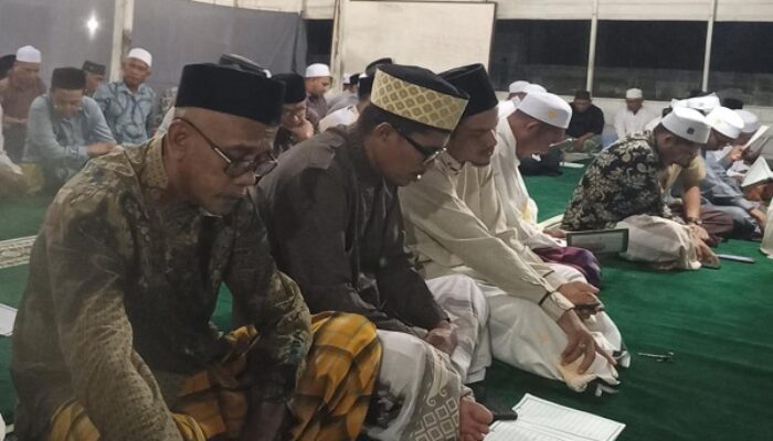 Bacaan Selawat Menggema Dalam Kemeriahan Maulid