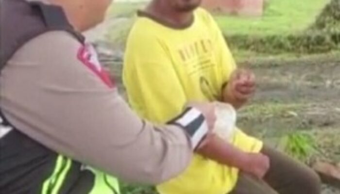 Bantu Seberangkan ODGJ, Bripka Ami Dapat Apresiasi