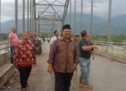 DPRA H. Ali Basrah Tinjau Jembatan Rangka Baja Silayakh