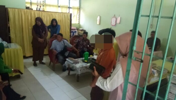 Guru Beri Hukuman Fisik, Wali Murid Datangi SMPN 1 Besitang