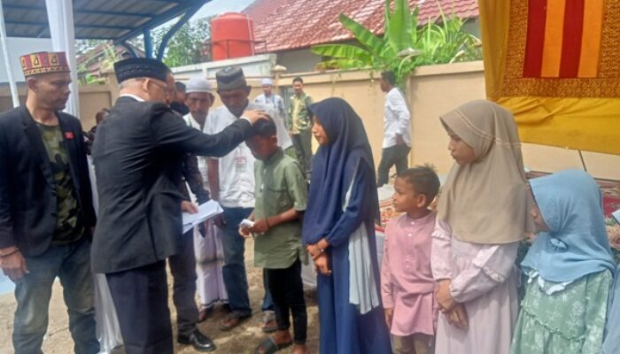 Ulama Kharismatik Bersama Anggota DPR-RI Hadiri Maulidurrasul Muallimin Aceh