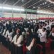 PELANTIKAN: Anggota PPS dalam 513 desa dilantik di Gedung ISC Aceh Timur di Idi, Aceh Timur, Selasa (24/1). Waspada/M Ishak