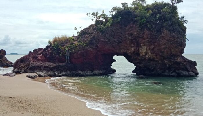 Tabuyung, Pembangunan Ekonomi Dan Pariwisata