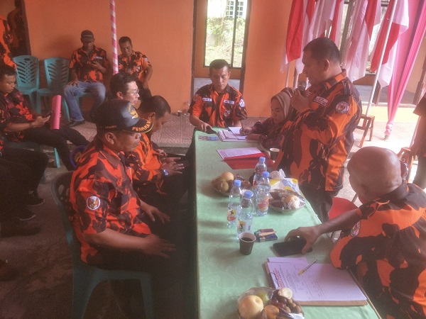 Tim BP2C MPW Pemuda Pancasila Sumut memverifikasi PAC PP Kec. Babalan , di Kantor PAC PP Babalan. Rabu(25/1/2023). Waspada/Boy Aprizal