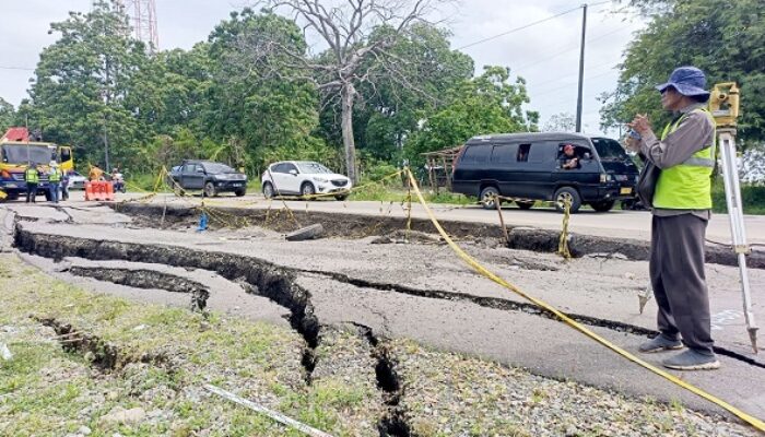 Jalan Banda Aceh-Medan Kembali Bisa Dilalui