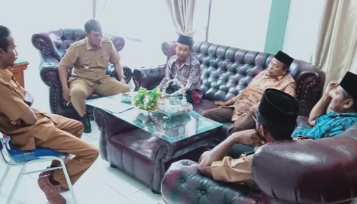 Pemdes Keude Linteung Adukan Sengketa Bagi Hasil Aset  Dari PT. WMM Ke Muspika