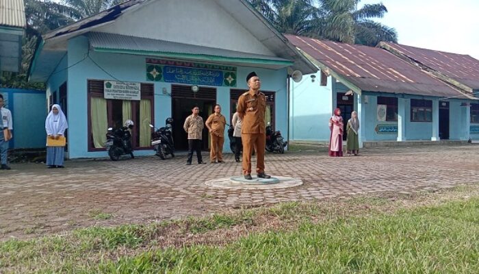 Camat Al Hendra Syahputra Irup di Ponpes Ad Darajat