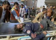 Korban Tewas Bom Masjid Di Pakistan 83 Orang