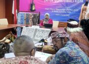 Batik Sinom Parijotho Salak Sebagai Branding Kabupaten Sleman