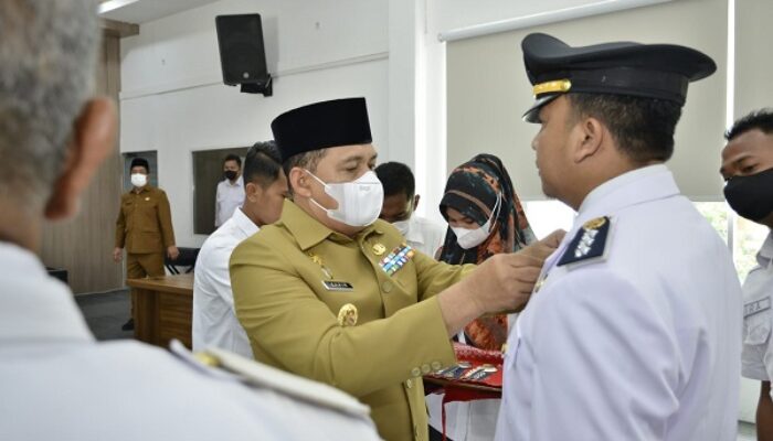 Bupati Batubara Zahir Lantik 24 Pejabat