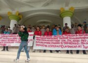 Gabungan Elemen Unjukrasa Minta Debt Collector Ditangkap