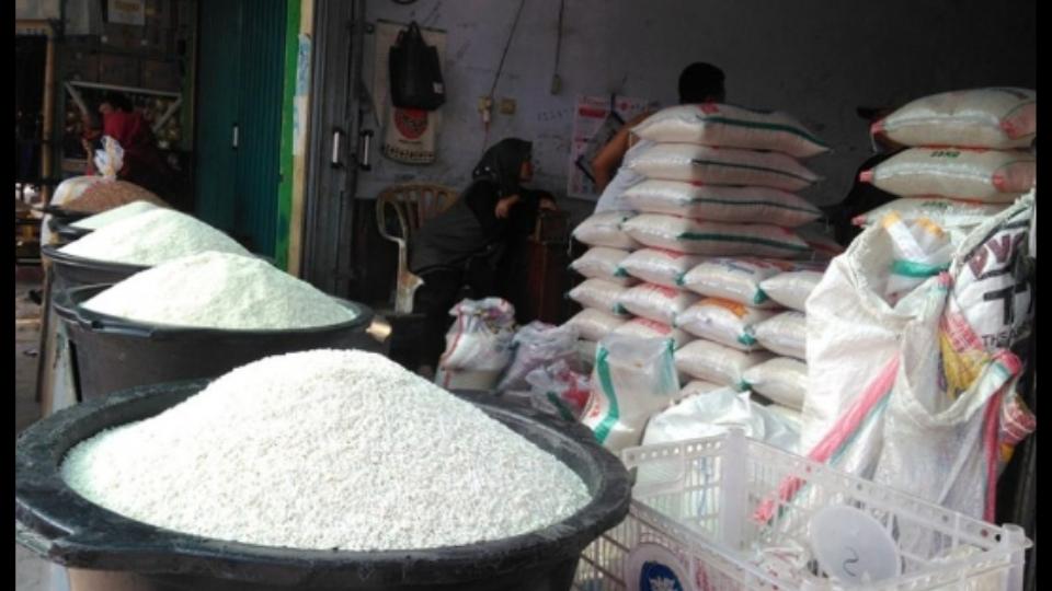 Perum Bulog Suplai 100.000 Ton Beras Dukung OP 