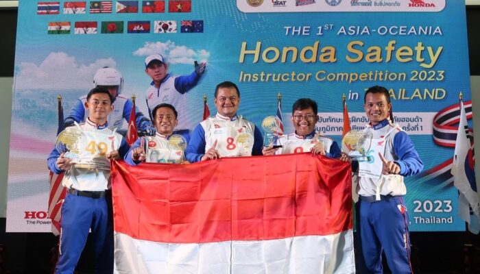 Instruktur Honda Juara Kompetisi Safety Riding Asia & Oceania