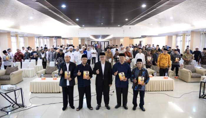 Ustad Assoc Prof. H. Dr. Usman Jakfar, Lc, MA<br>Launching Buku Tadabur Al Quran Juz 30 Dan 29