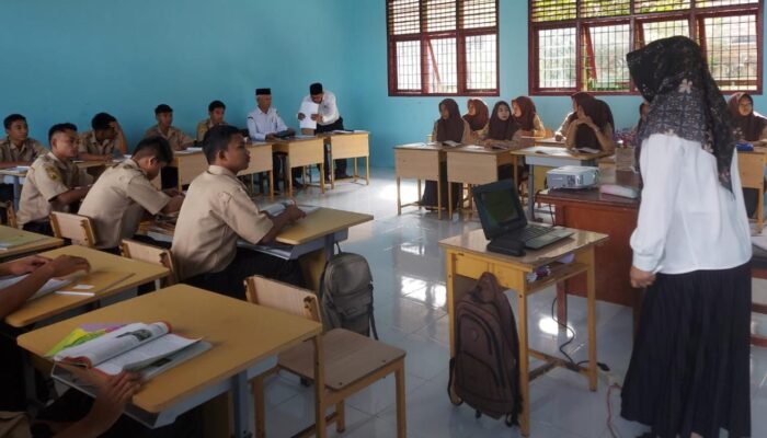 Kacabdin Wilayah Langsa Monitoring Dan Evaluasi Kinerja Satuan Pendidikan