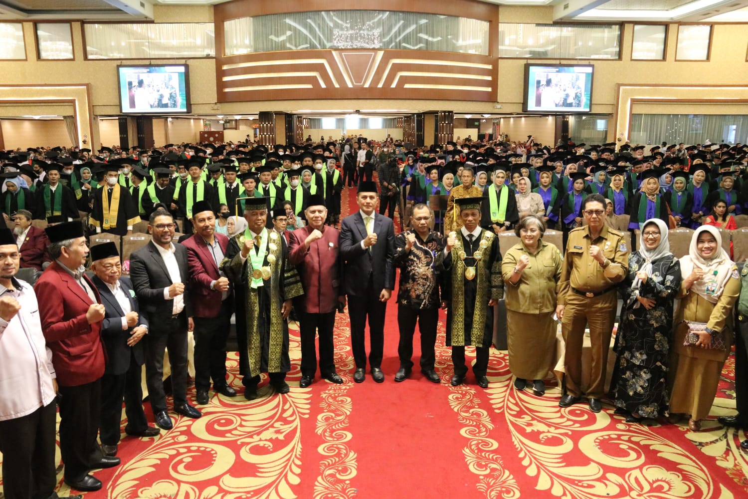 UISU Wisuda 690 Sarjana Baru, Wagubsu Siapkan Beasiswa