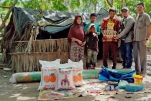 Pekerja Sosial Aceh Utara, Akmal Daud: “Mak…Ka Masak Bu, Adek Deuk Mak”