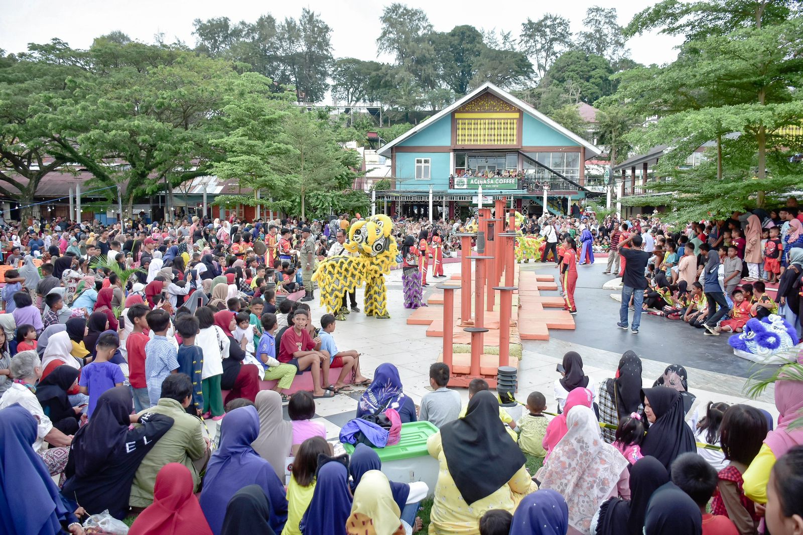 <em>Festival Cap Go Meh Hibur Warga Sabang</em>