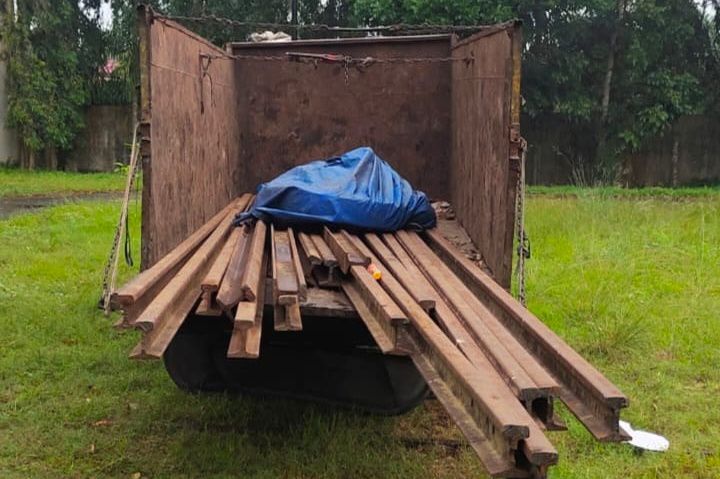Pencurian Rel KAI, 2 Oknum Polisi Dan TNI Dibekuk
