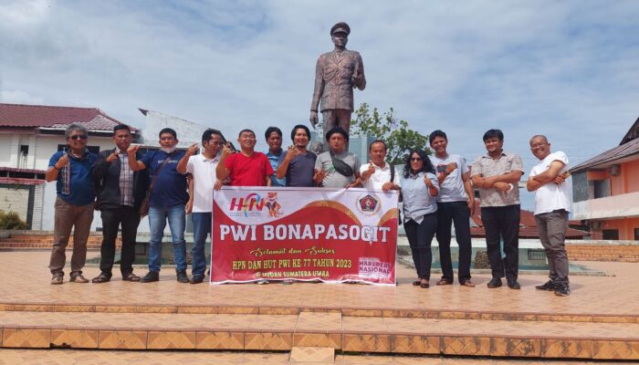 PWI Bonapasogit Ikut Meriahkan HPN Dan HUT PWI Ke 77 Di Medan