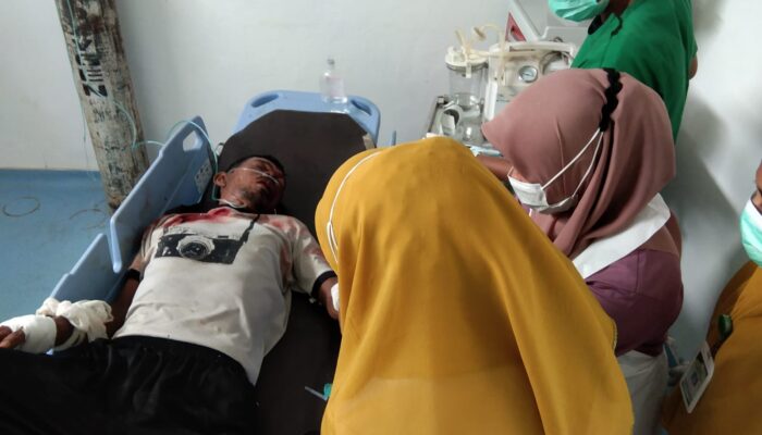 Mobil Box Kontra Sepeda Motor, Satu Kritis