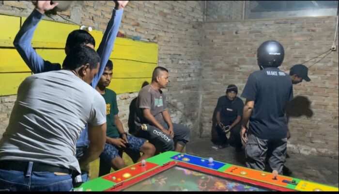 Reskrim Polsek Percut Seituan Ringkus 2 Operator Dan Pemain Judi Tembak Ikan