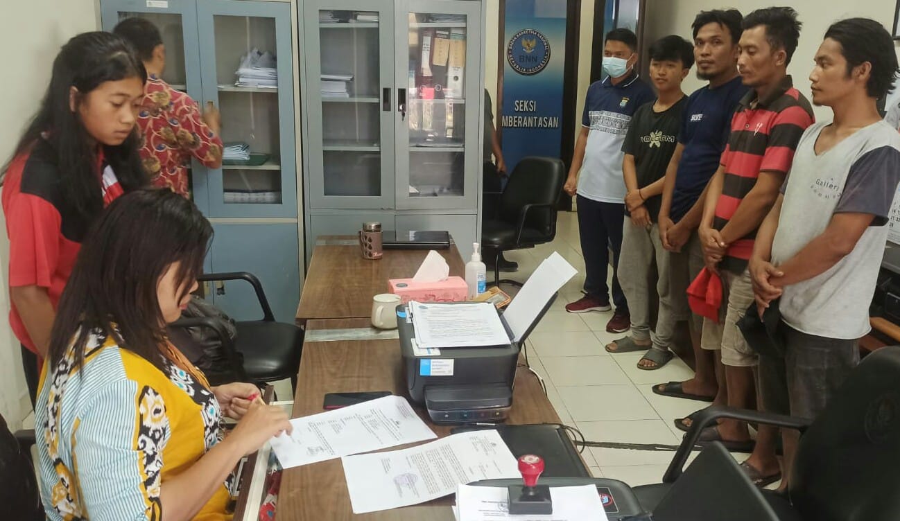 GKN, Tim Gabungan Polres P.Siantar Temukan 4 Pria Positif SS Dan Ganja