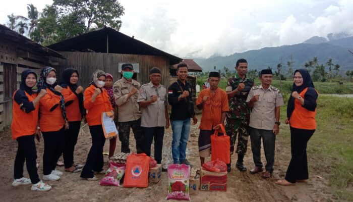 Korban Angin Puting Beliung Di Agara Terima Bantuan Sembako