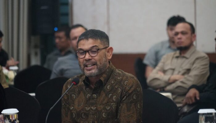 Nasir Djamil Desak OJK Pilih Dirut BAS Orang Aceh