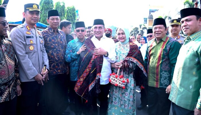 Gubsu Ajak Muhammadiyah Jadi Pemersatu Bangsa