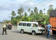 Kecelakaan Maut, Penumpang Minibus Meninggal Terjepit