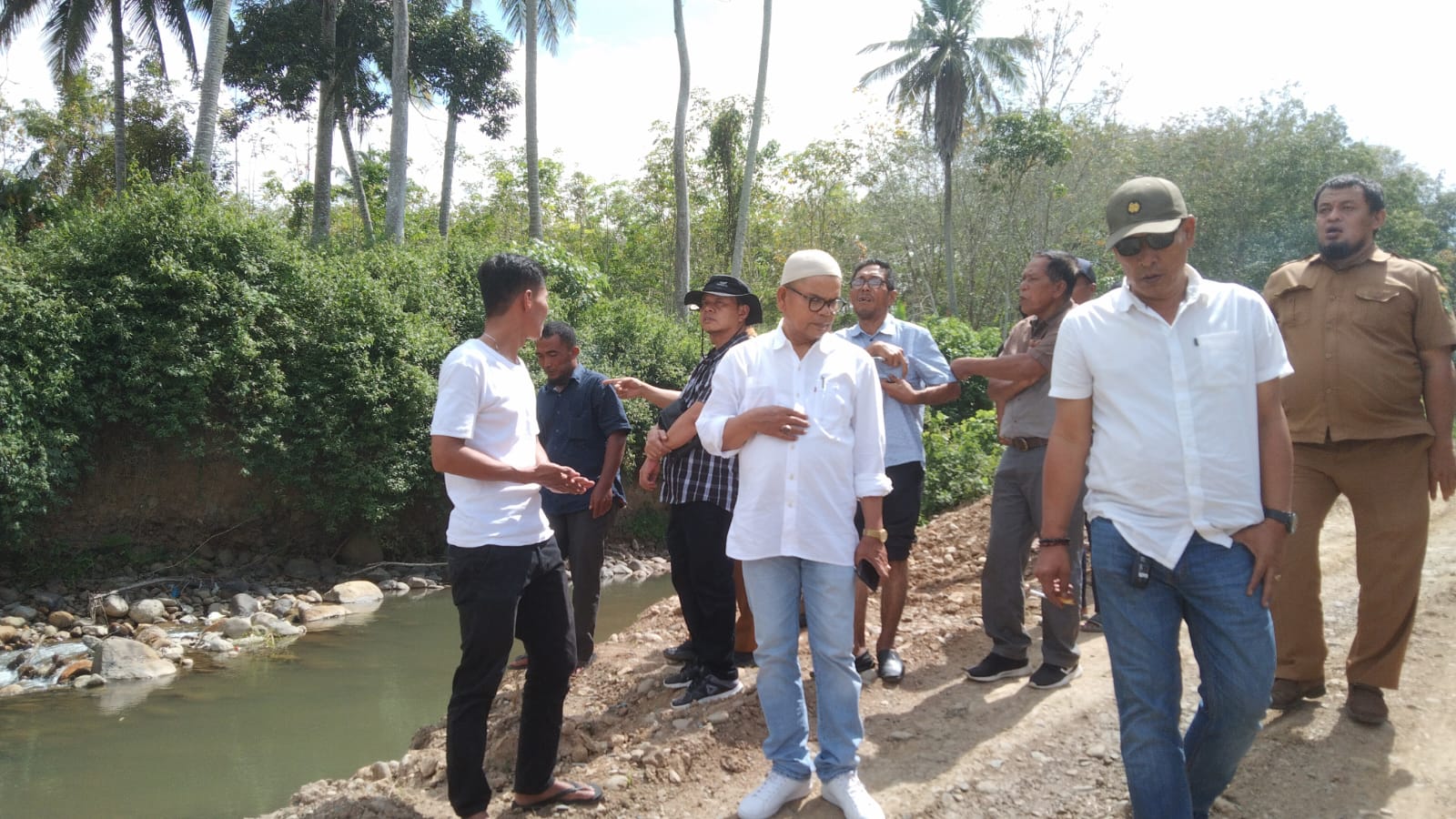 Tanggul Dan Lingkungan Rusak, Anggota DPRD Madina Minta Tambang Ilegal Ditertibkan
