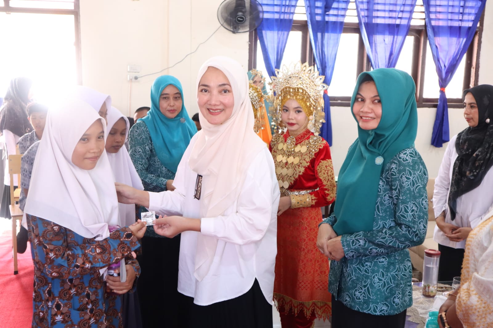 Pj Ketua TP KK Aceh Sosialisasi Cegah Pernikahan Dini Di SMAN 3 Kuala