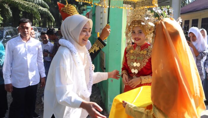 Pj Ketua TP KK Aceh Sosialisasi Cegah Pernikahan Dini Di SMAN 3 Kuala