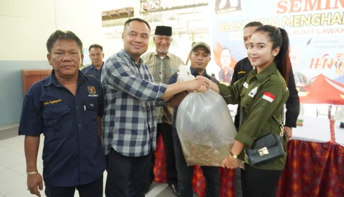 Project Wings Sumatera Terima Penyerahan Bibit Ikan Dari PWI Langkat