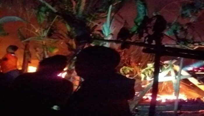 4 Rumah Terbakar Di Hutabargot, 3 Warga Luka Bakar